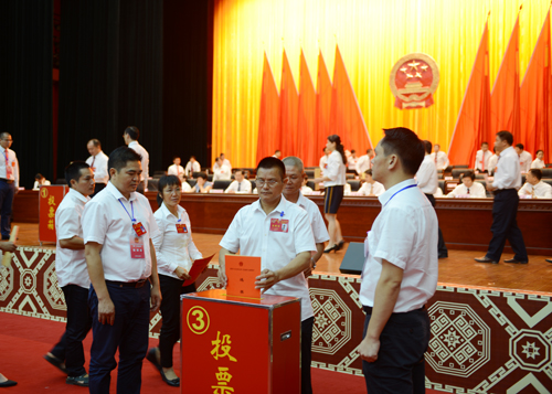 财政收入_德保县财政收入