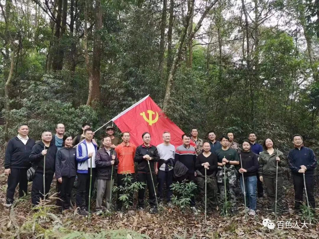 市人大机关与百林林场联合开展“党群三月助春植，工妇齐心促发展”主题活动