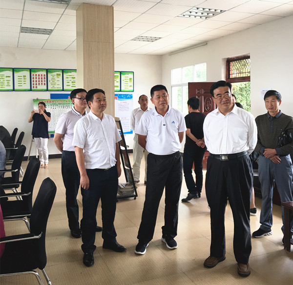 黄瑞琼率队到贵州省黔西南州六盘水市考察学习人大信访工作