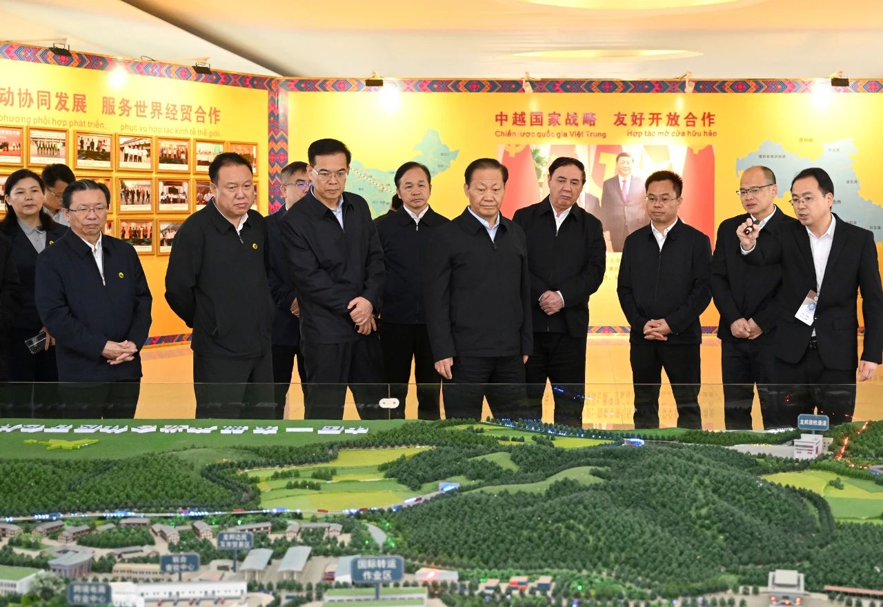 彭清华率全国人大常委会调研组来桂开展专题调研刘宁参加有关活动