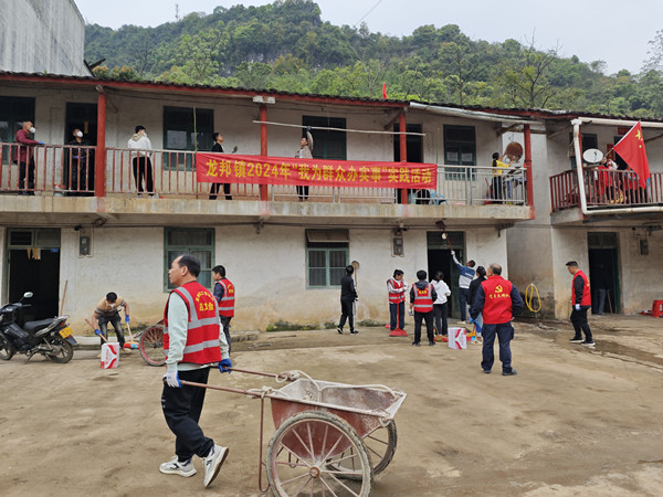 龙邦镇人大:"四力"抓牢 "增靓"边关