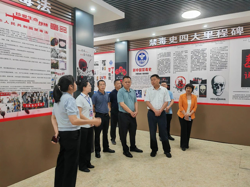 市人大常委会开展全市“八五”普法工作情况专题调研